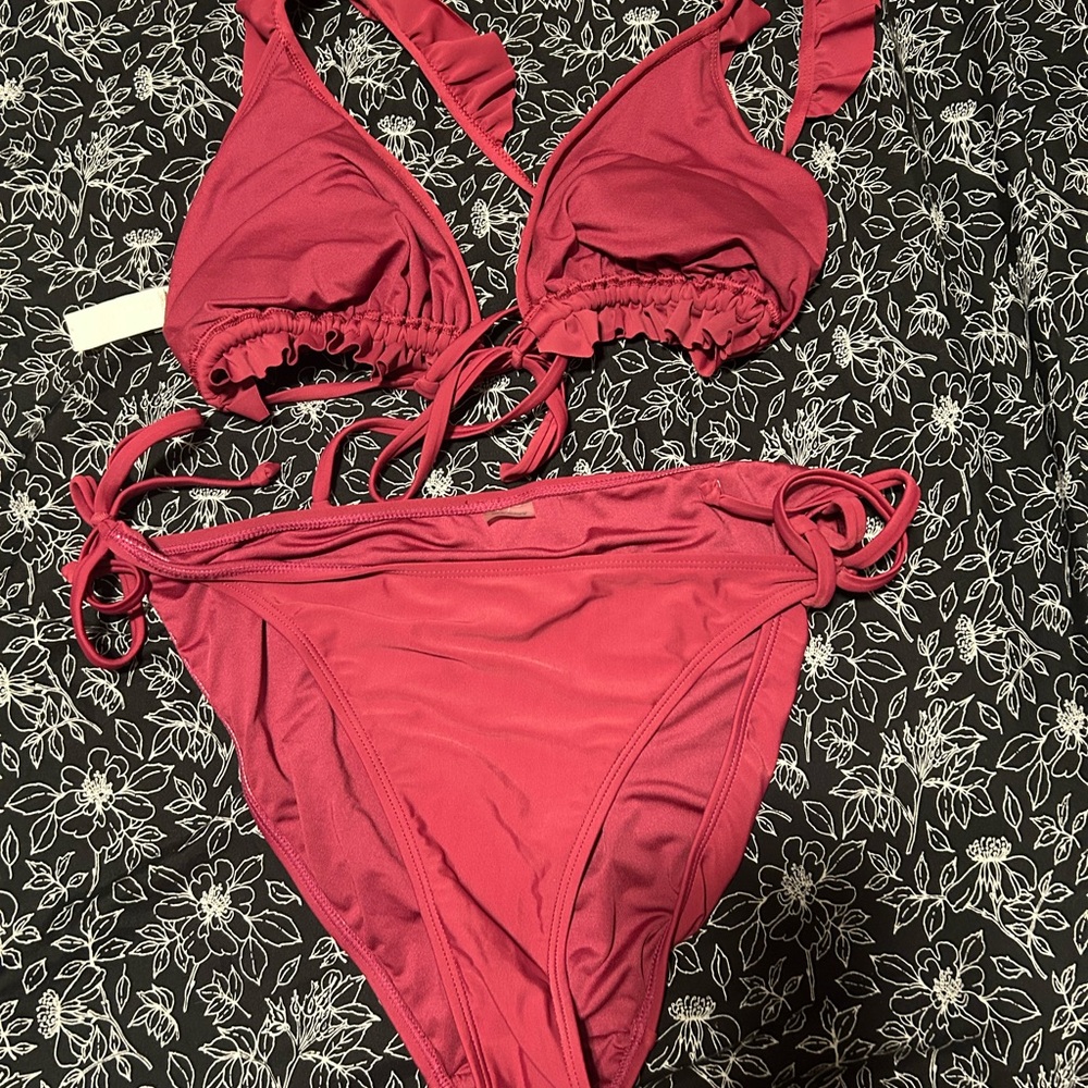 Old Navy Fuchsia Bikini Top and bottoms